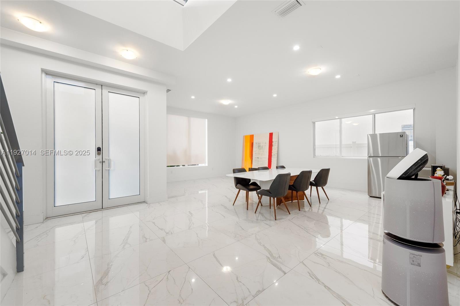 DORAL COMMONS RESIDENTIAL - Residential Lease