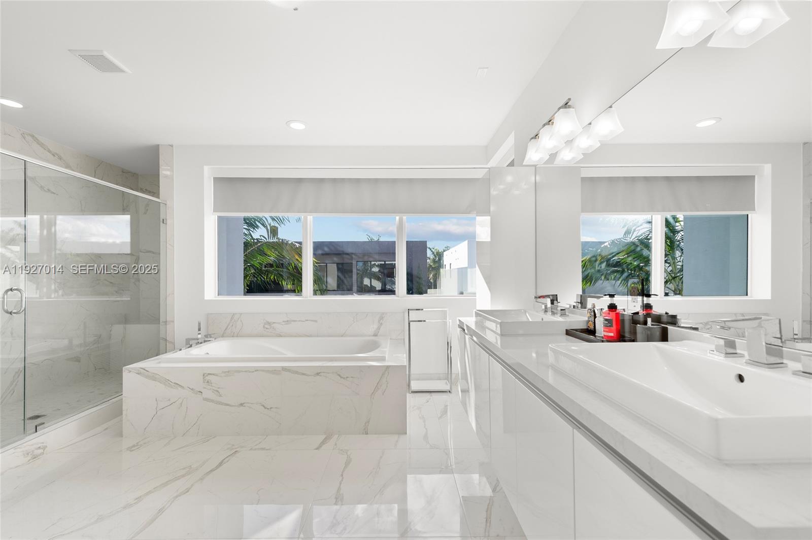 DORAL COMMONS RESIDENTIAL - Residential Lease