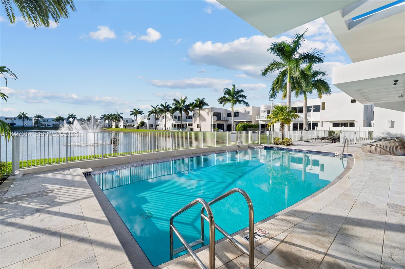 DORAL COMMONS RESIDENTIAL - Residential Lease