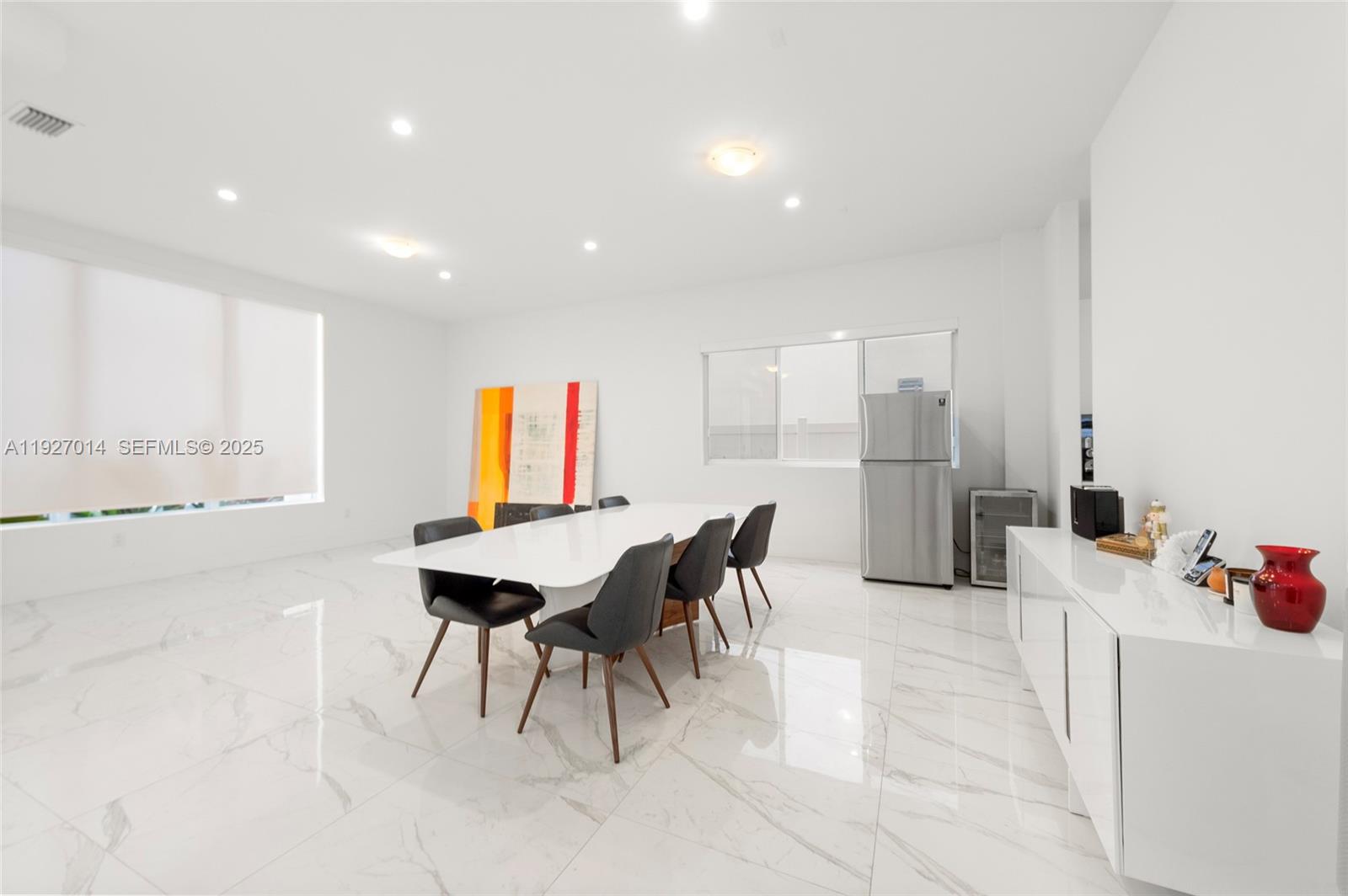 DORAL COMMONS RESIDENTIAL - Residential Lease