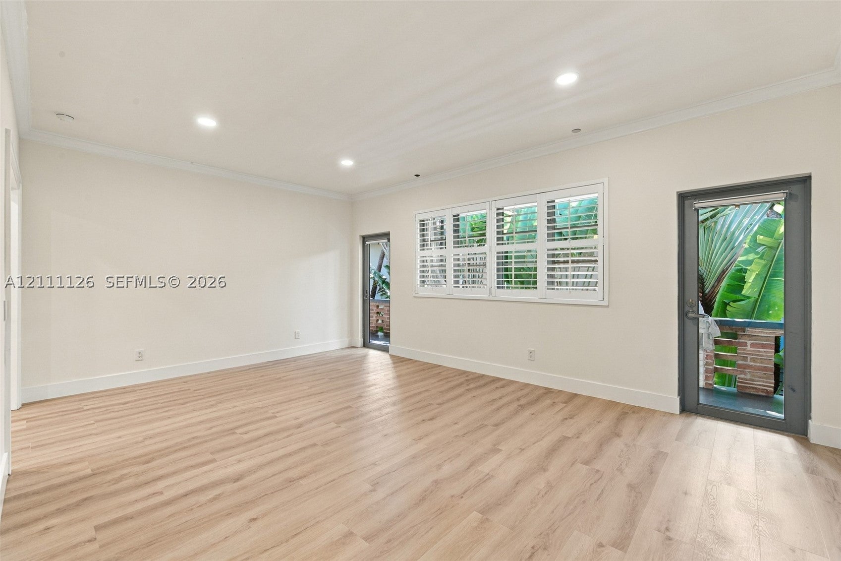 1551 Lenox Ave 6
