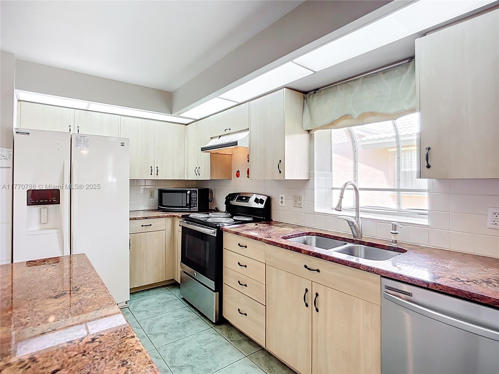 HIGHLAND LAKES - Residential