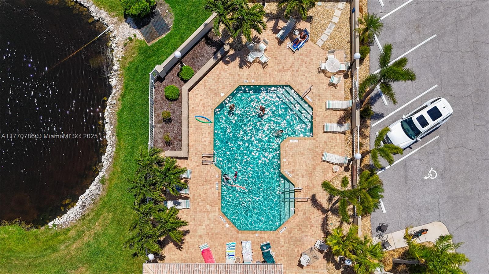 HIGHLAND LAKES - Residential