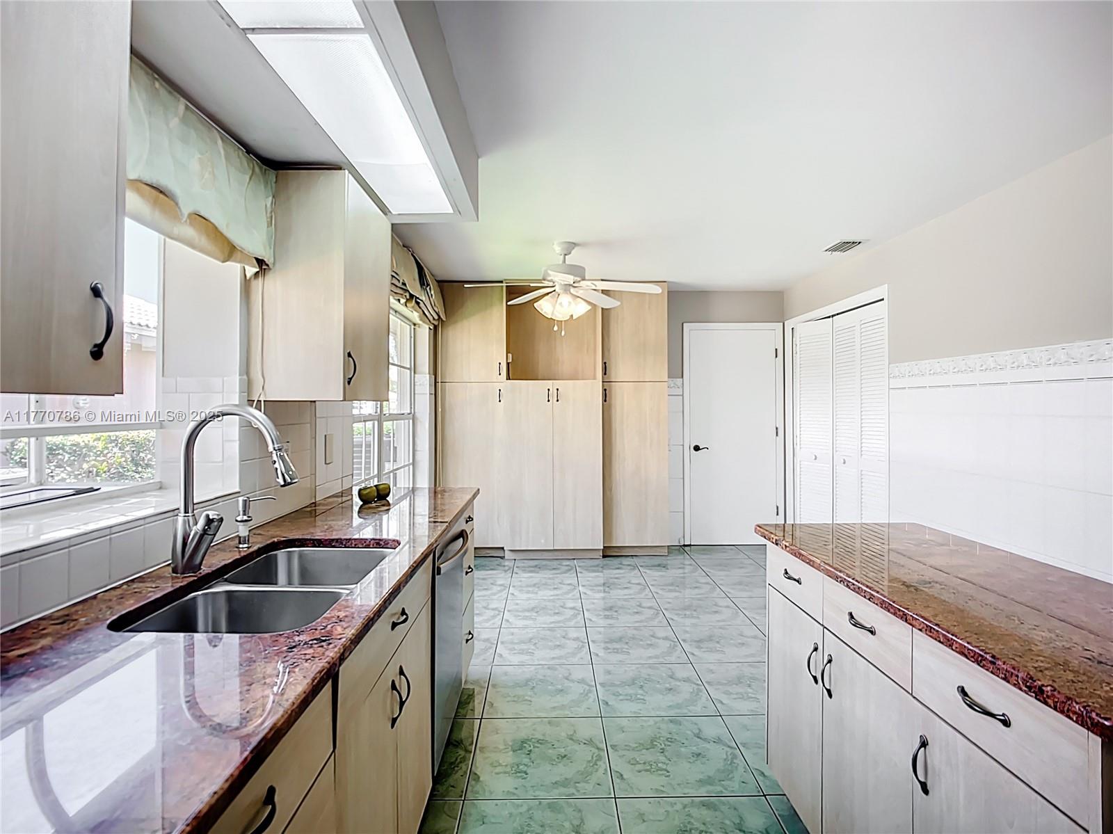 HIGHLAND LAKES - Residential