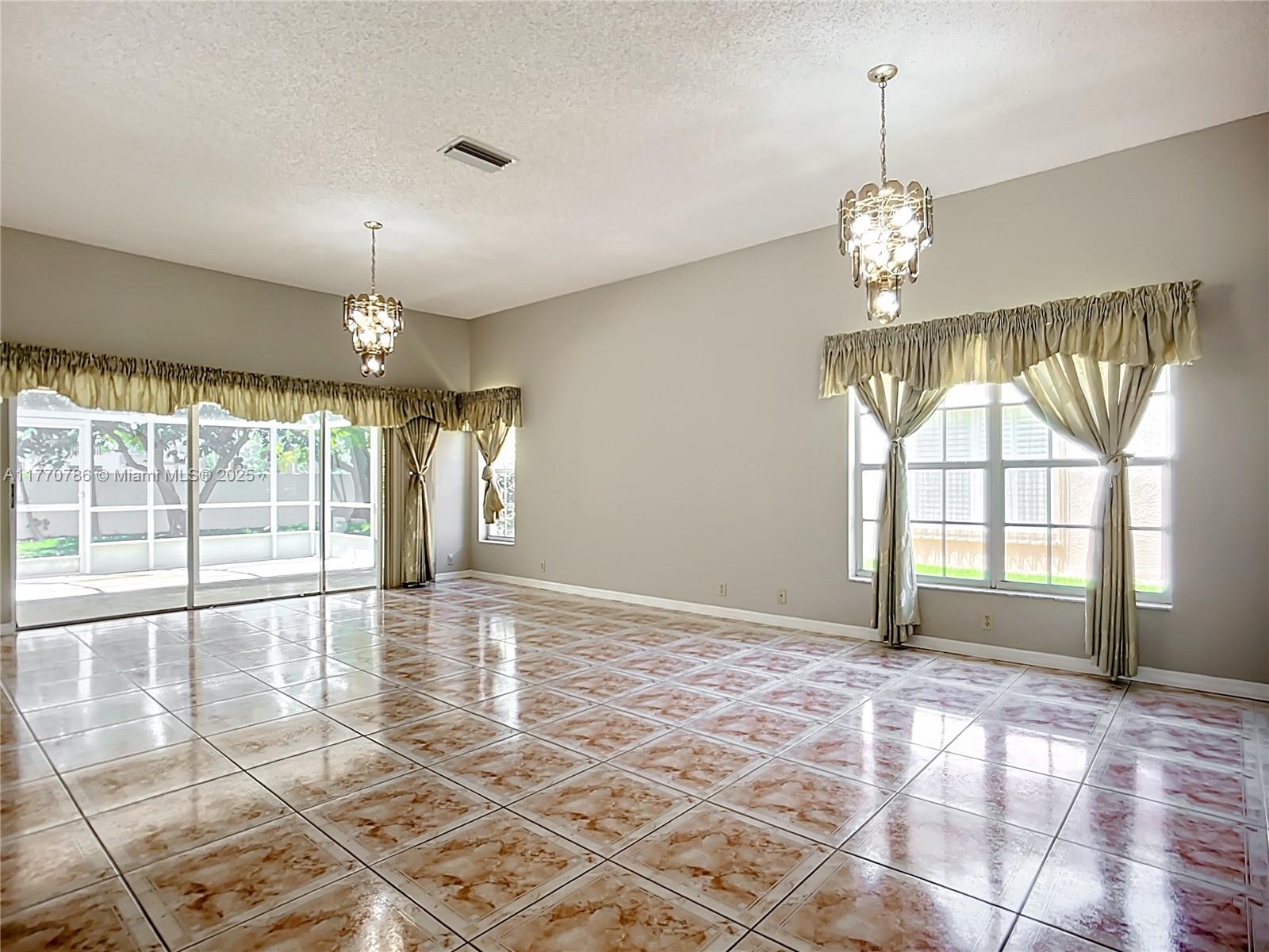 HIGHLAND LAKES - Residential