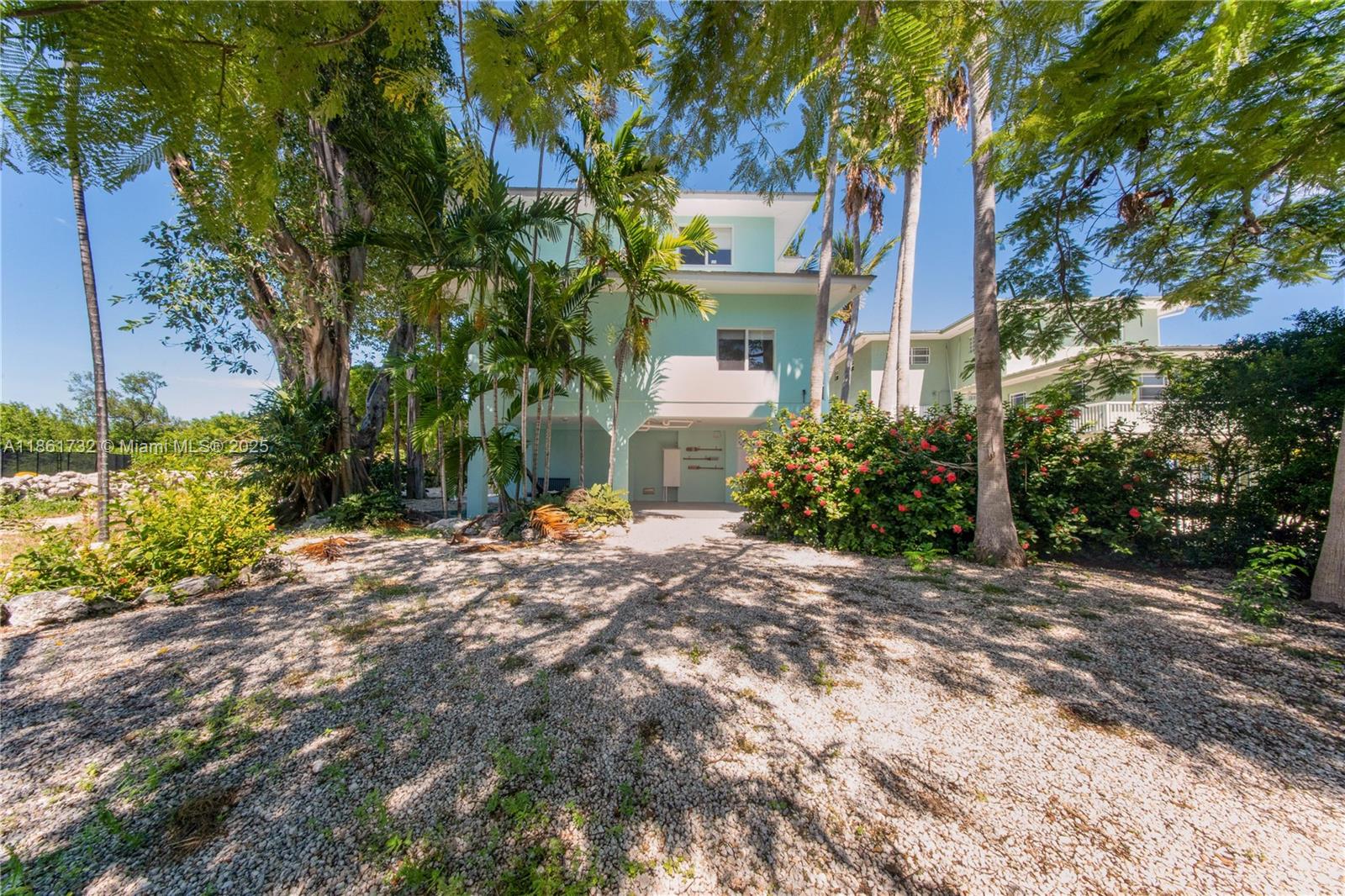 316 N Dr