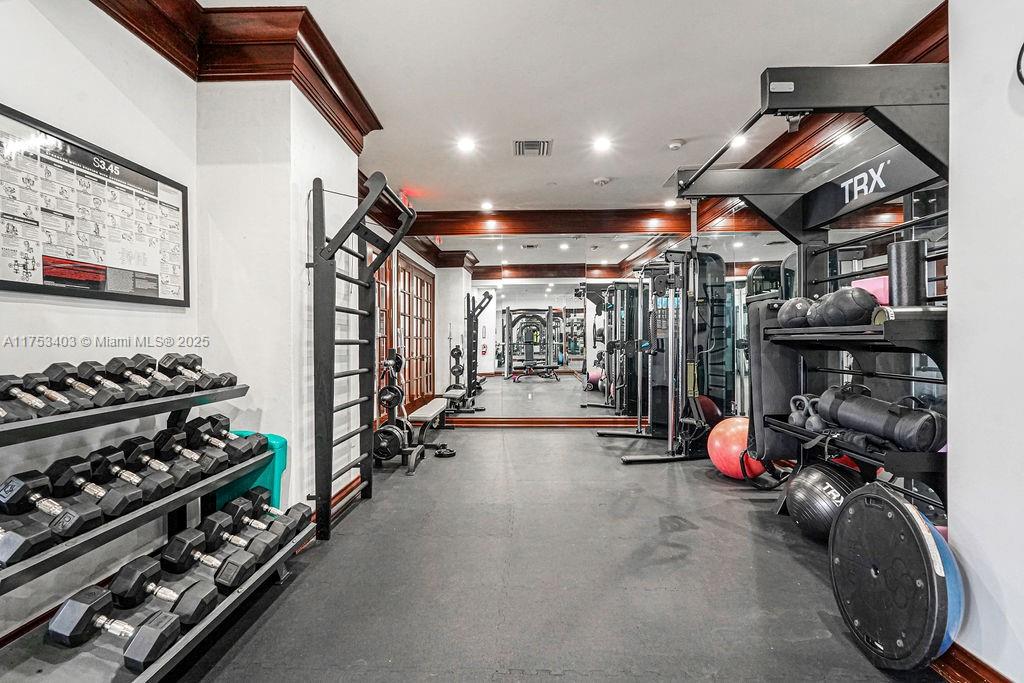 MIRAGE CONDO - Residential