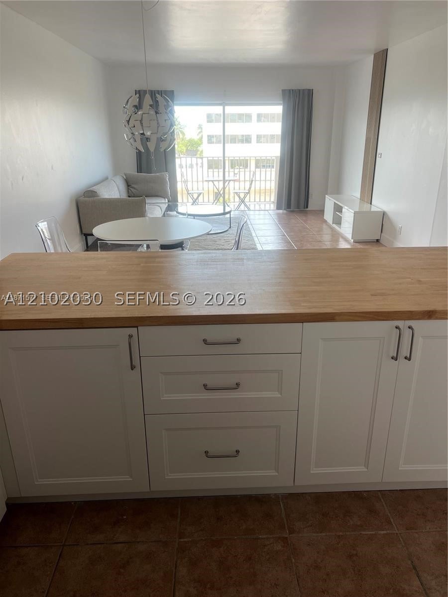 1455 N Treasure Dr 5B
