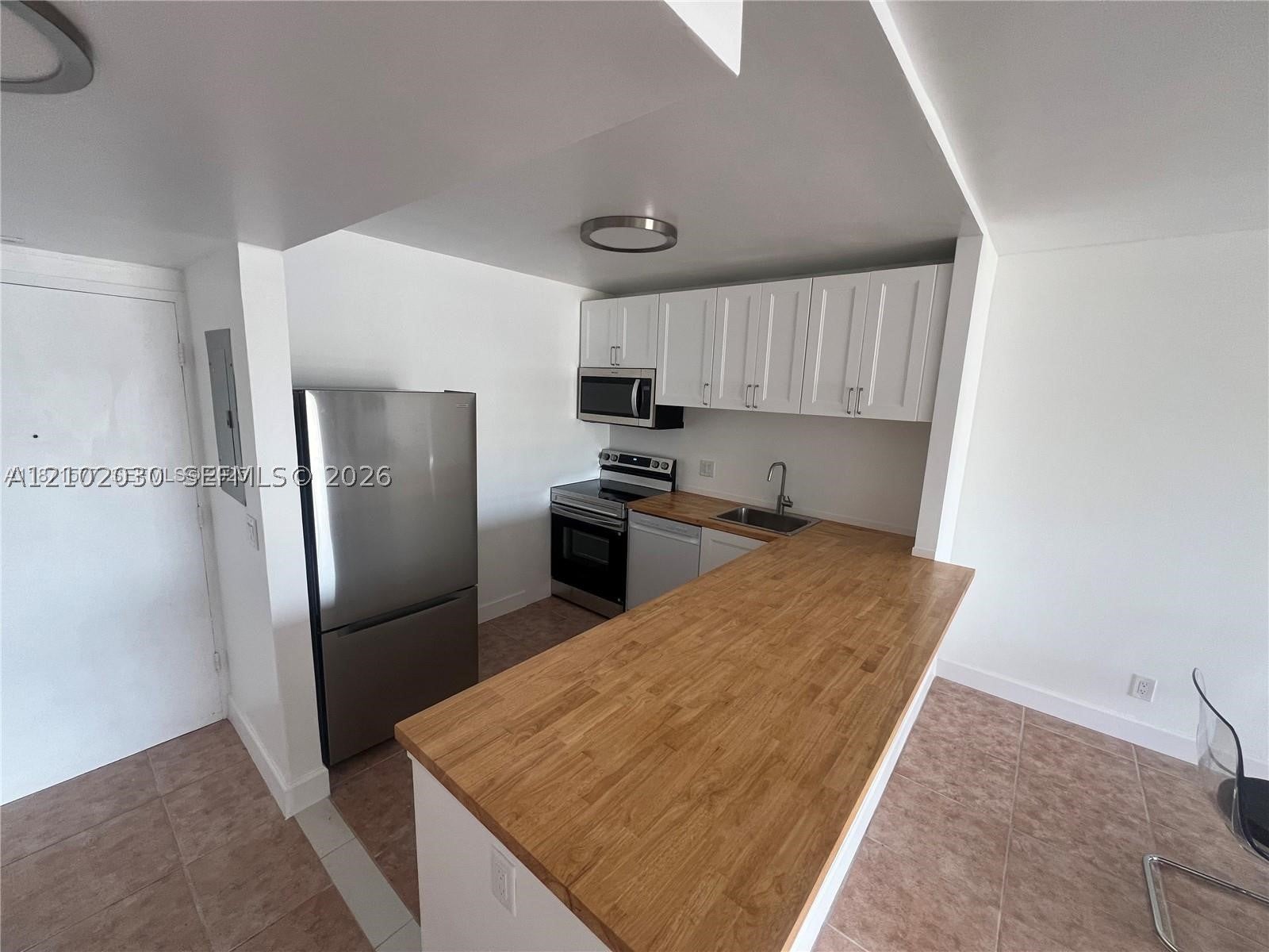 1455 N Treasure Dr 5B