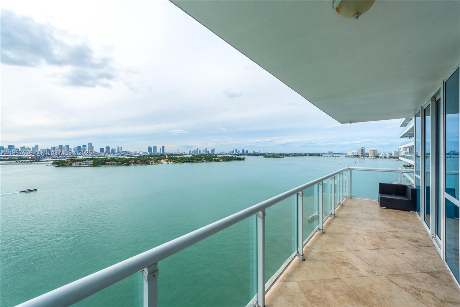 THE BENTLEY BAY CONDO - Residential