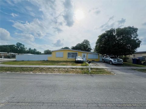 3920 SW 42nd Ave, West Park, FL 33023 - MLS#: A11588626