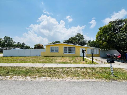 3920 SW 42nd Ave, West Park, FL 33023 - MLS#: A11588626