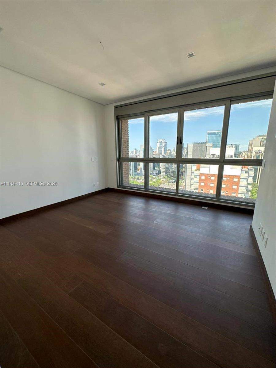 Casa Leopoldo - Residential