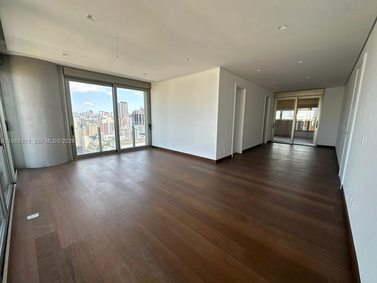 Casa Leopoldo - Residential