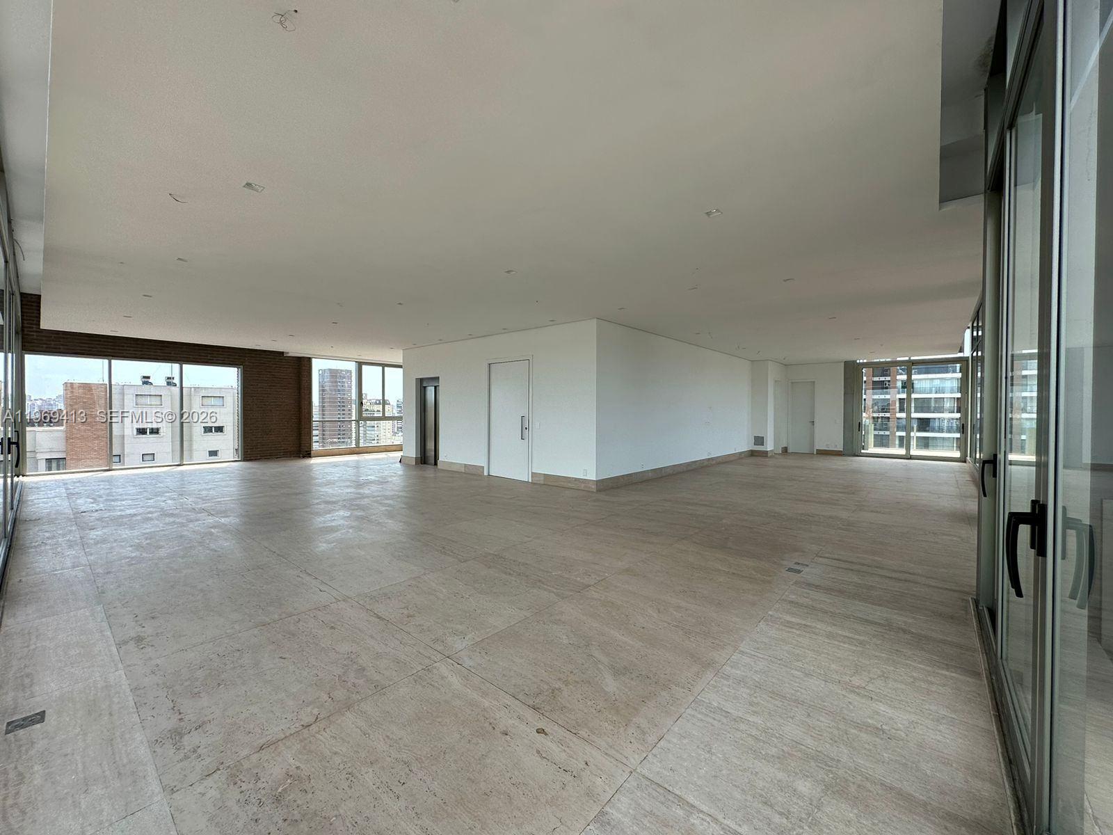 Casa Leopoldo - Residential