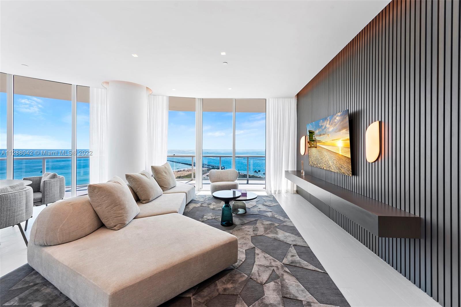 CONTINUUM ON SOUTH BEACH - Residential