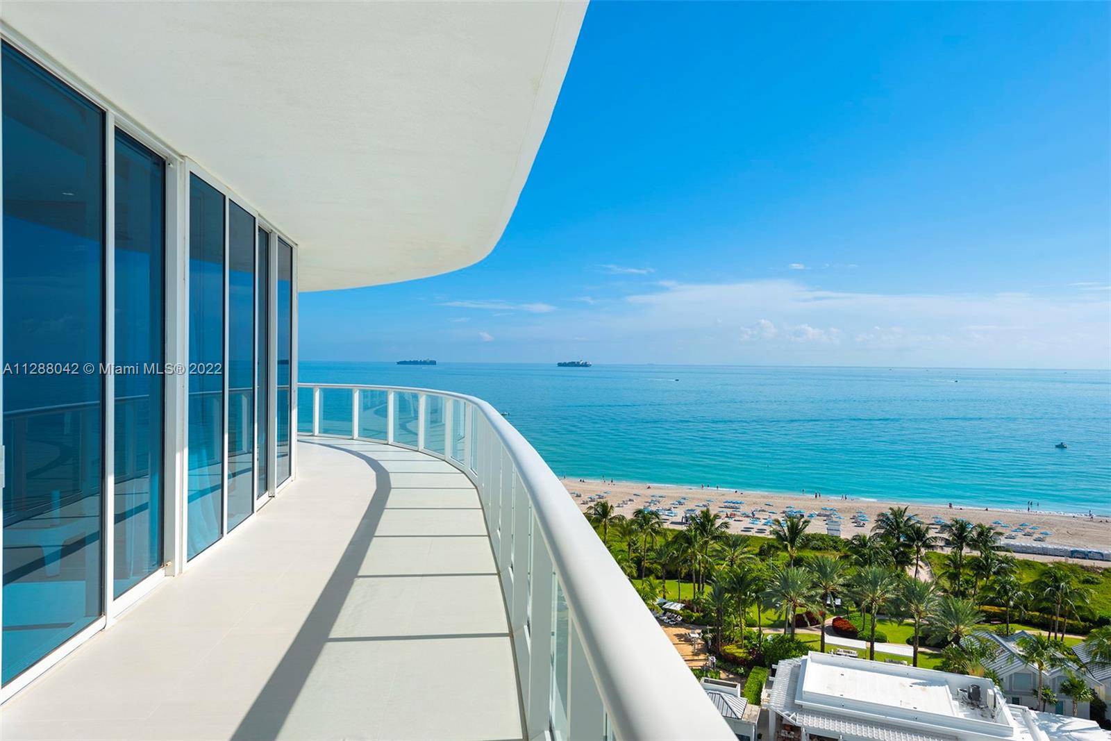 CONTINUUM ON SOUTH BEACH - Residential