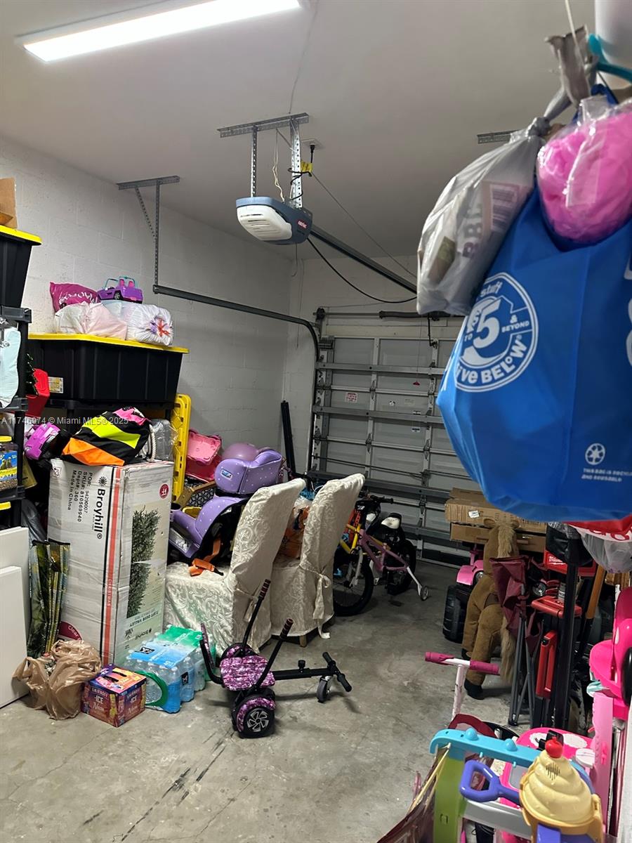 VILLAS DEL CAMPO SUB - Residential