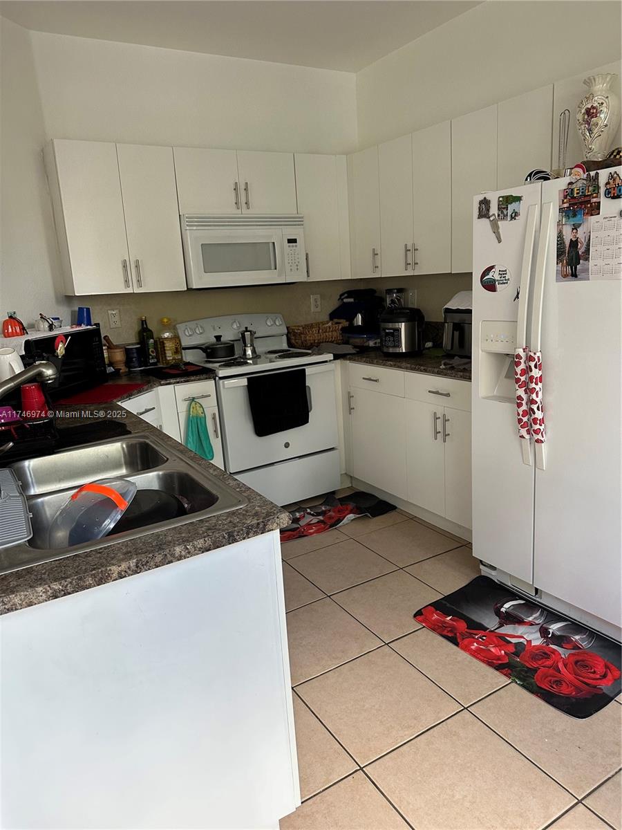 VILLAS DEL CAMPO SUB - Residential