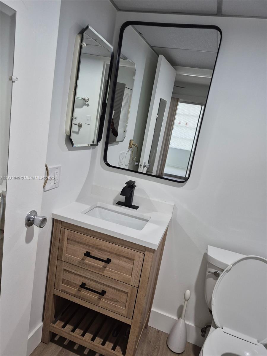 KINGS POINT MONACO CONDOS - Residential Lease