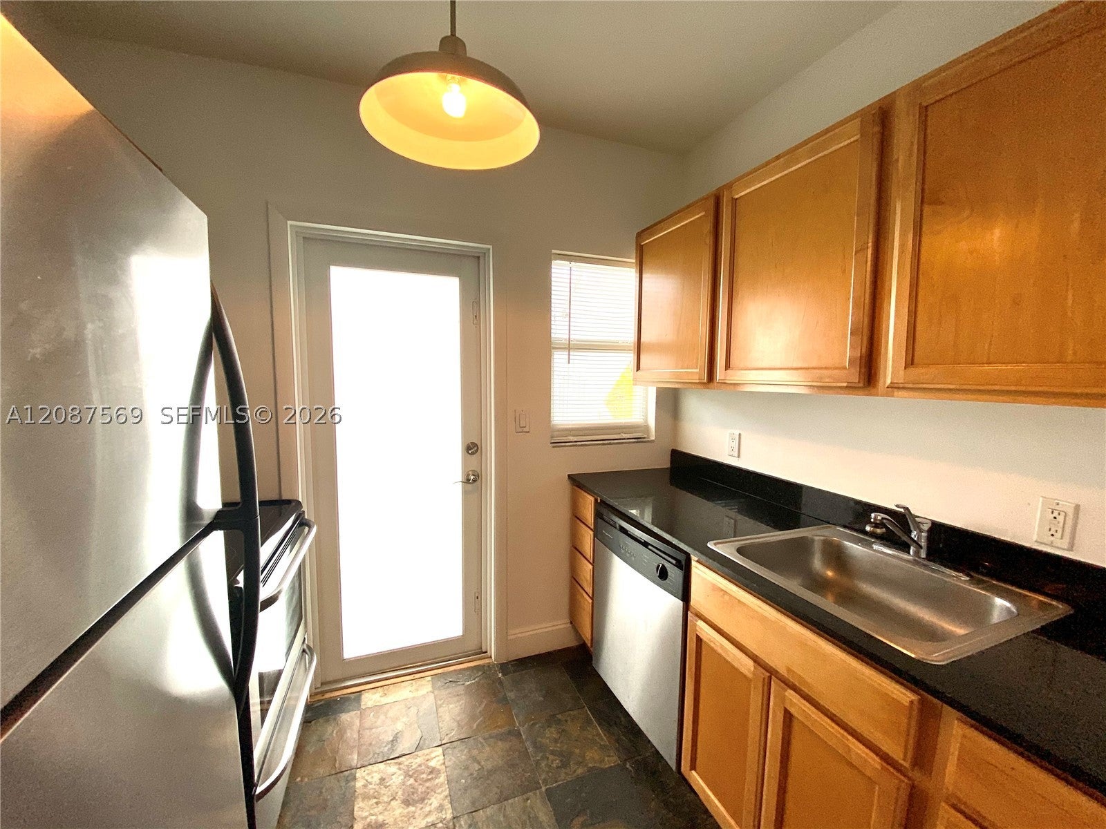 7207 Bay Dr 9