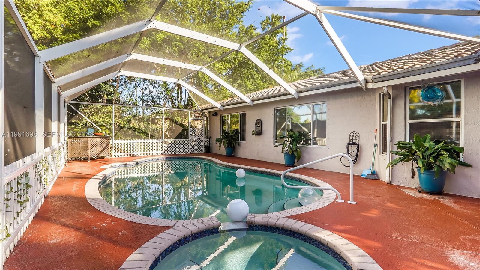 VILLAGES OF RENAISSANCE - Residential