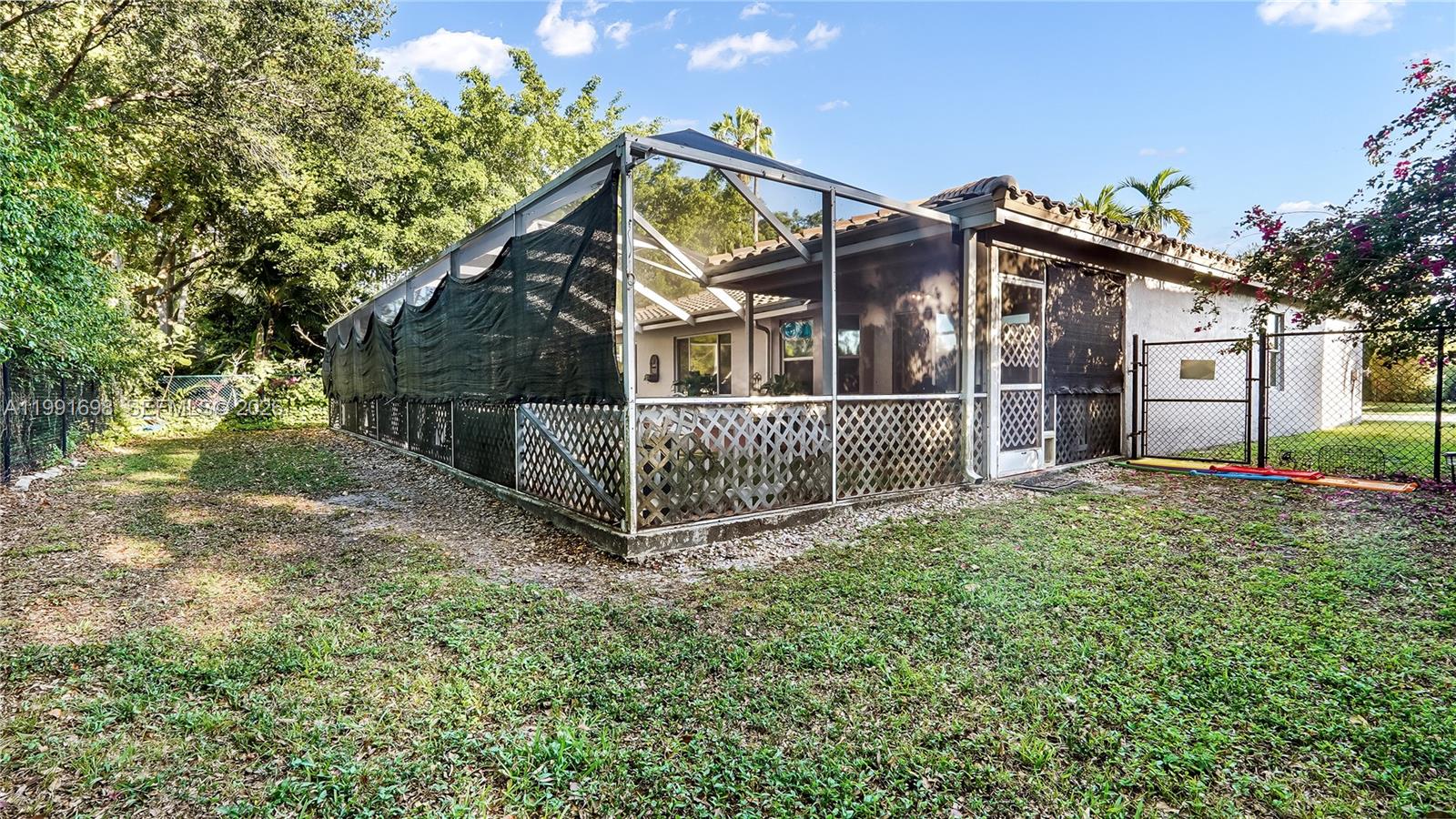 VILLAGES OF RENAISSANCE - Residential