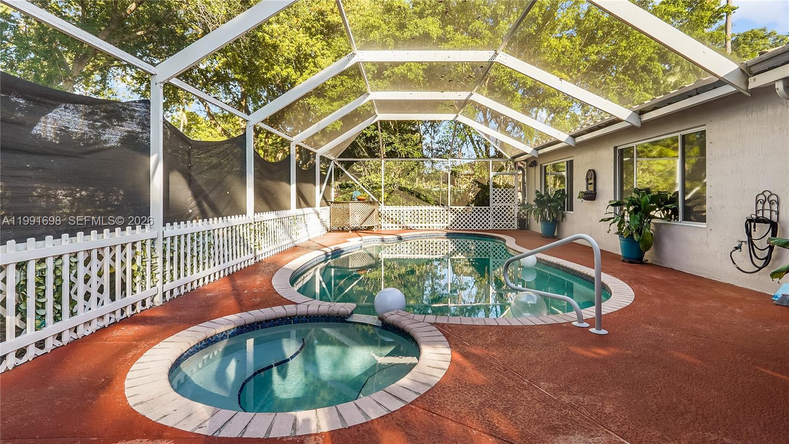 VILLAGES OF RENAISSANCE - Residential