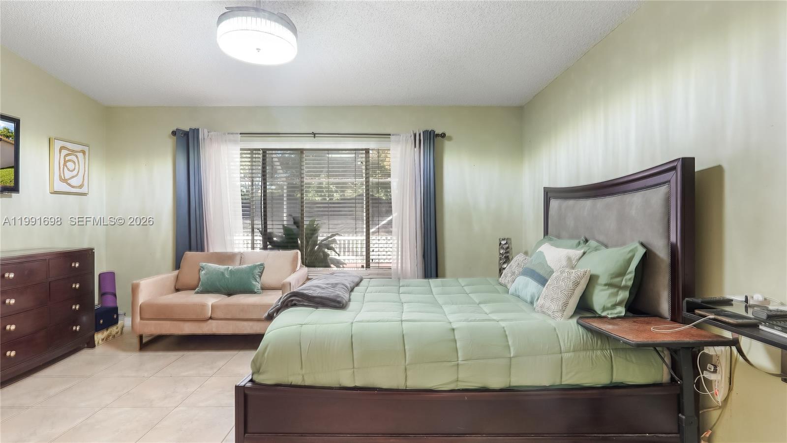 VILLAGES OF RENAISSANCE - Residential