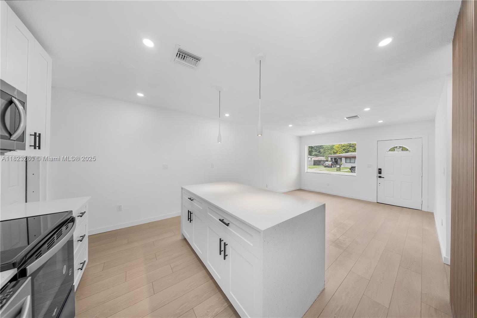 MYRTLE GROVE 1ST ADDN - Residential