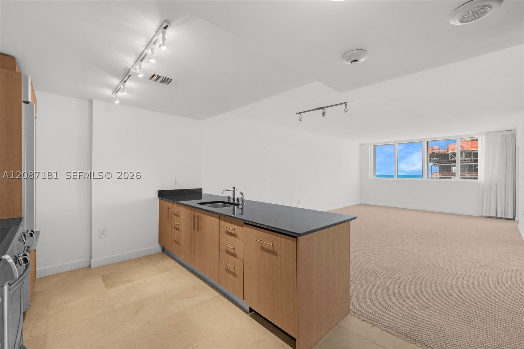 10275 Collins Ave 1511