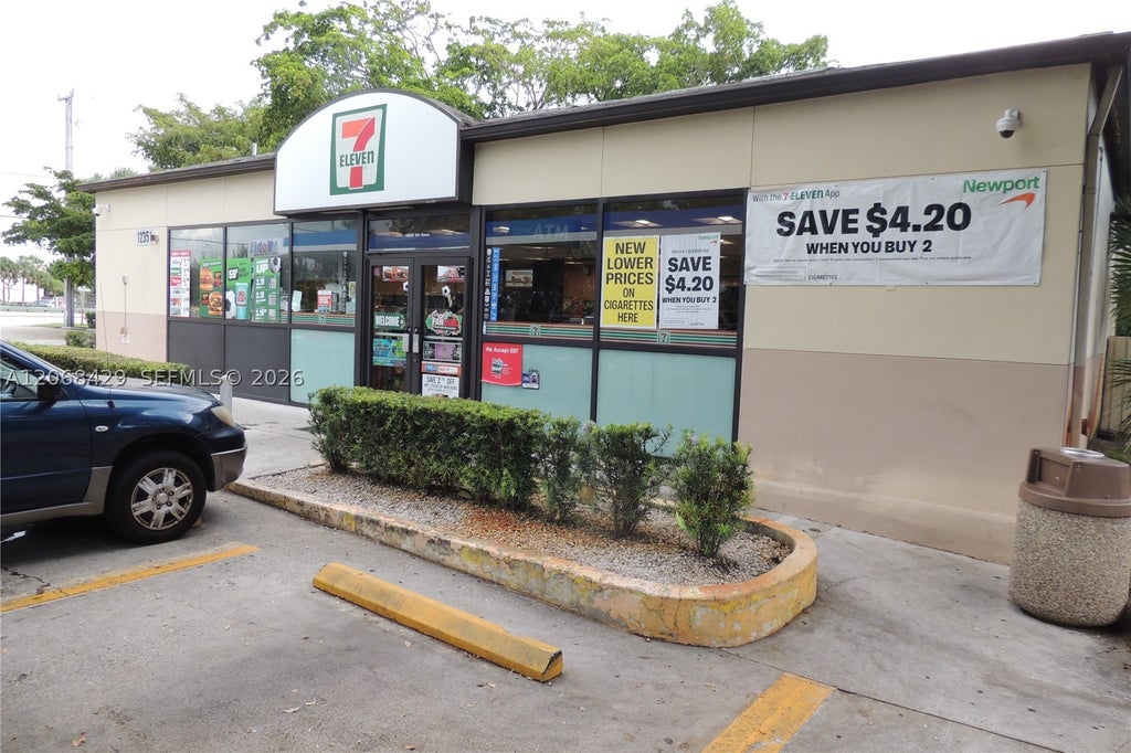Photo of XYZ Taft St, Pembroke Pines, FL 33026 (MLS # A12068429)