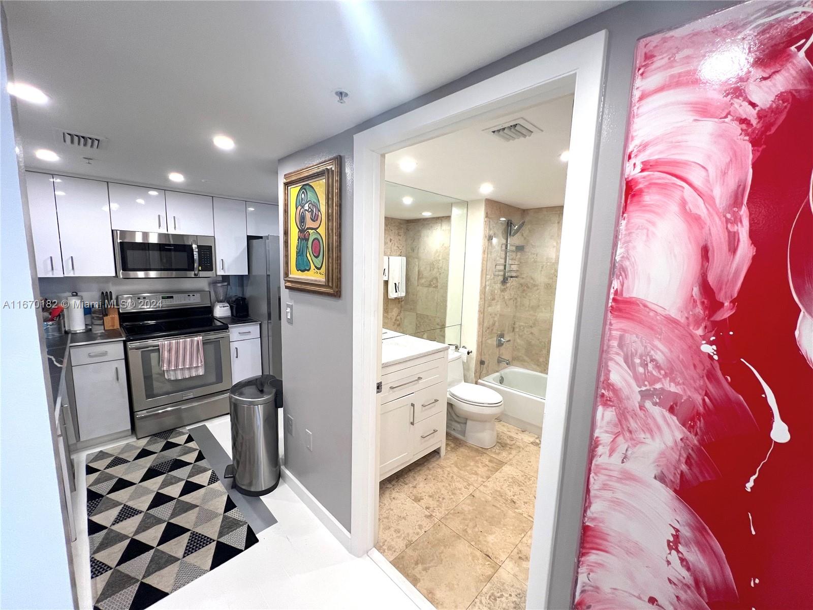 THE FLORIDIAN CONDO - Residential