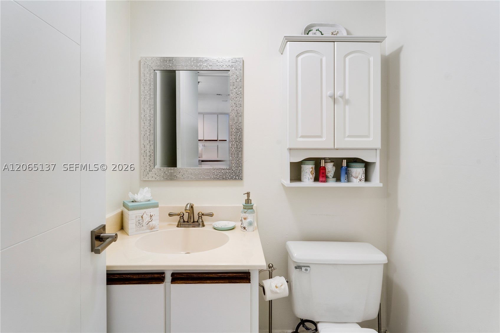 540 Brickell Key Dr 1422