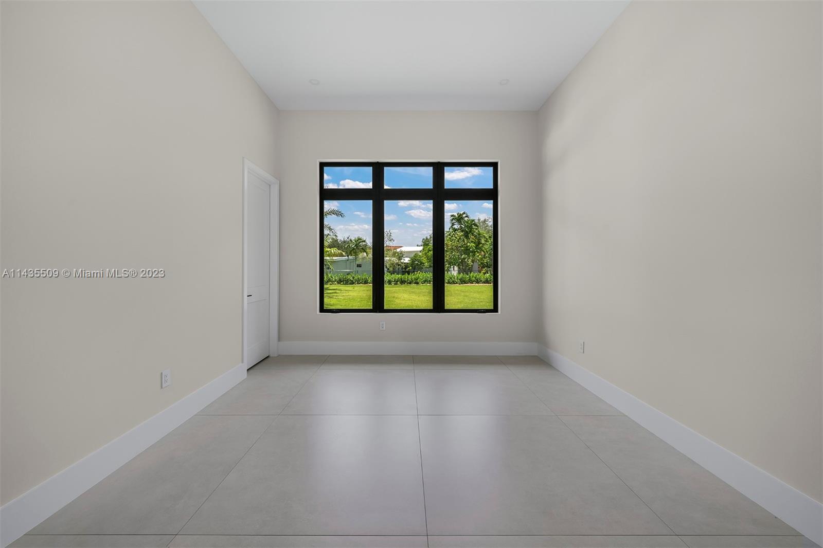 HELMS COUNTRY ESTATES RE- - Residential