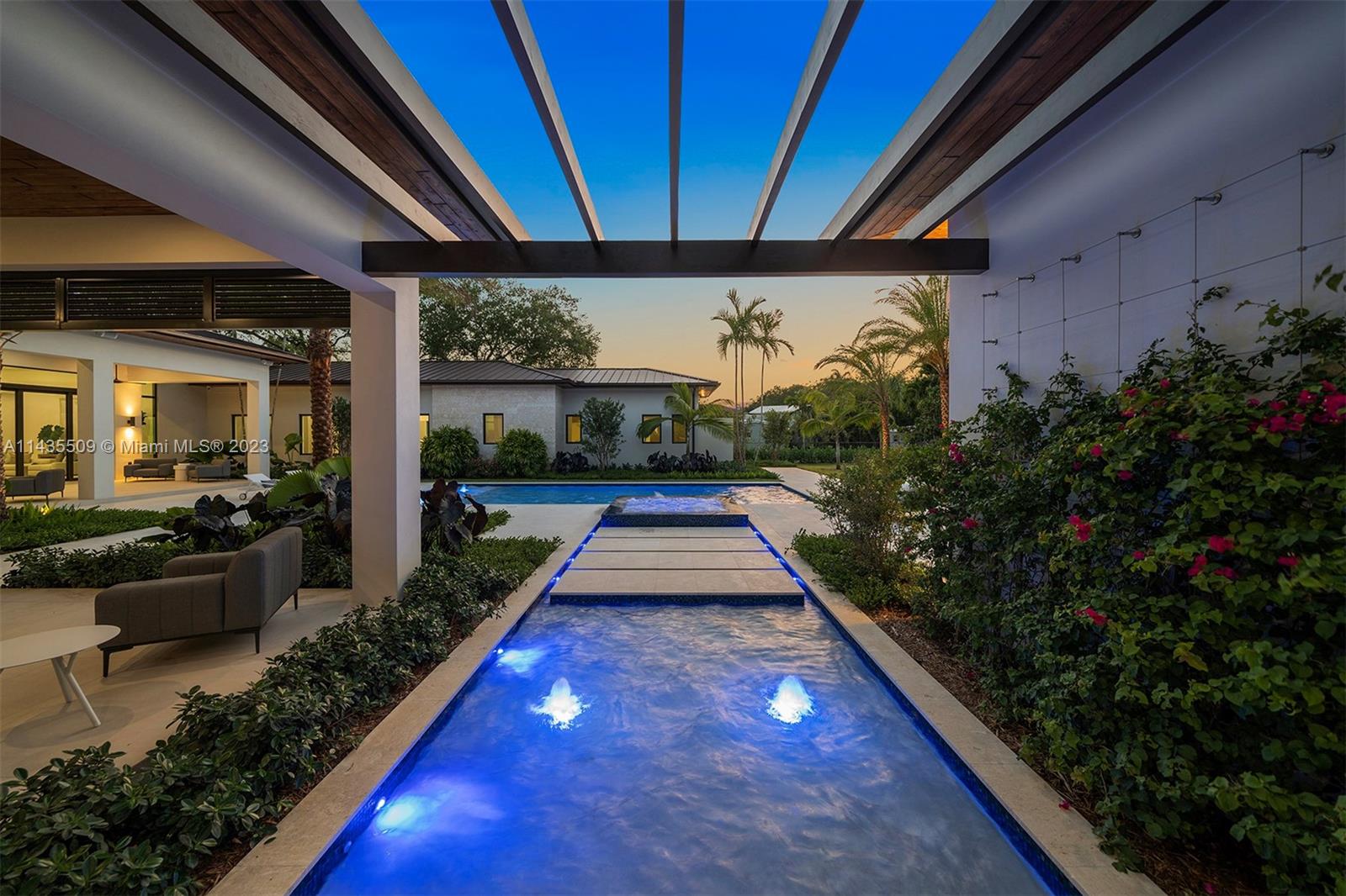 HELMS COUNTRY ESTATES RE- - Residential