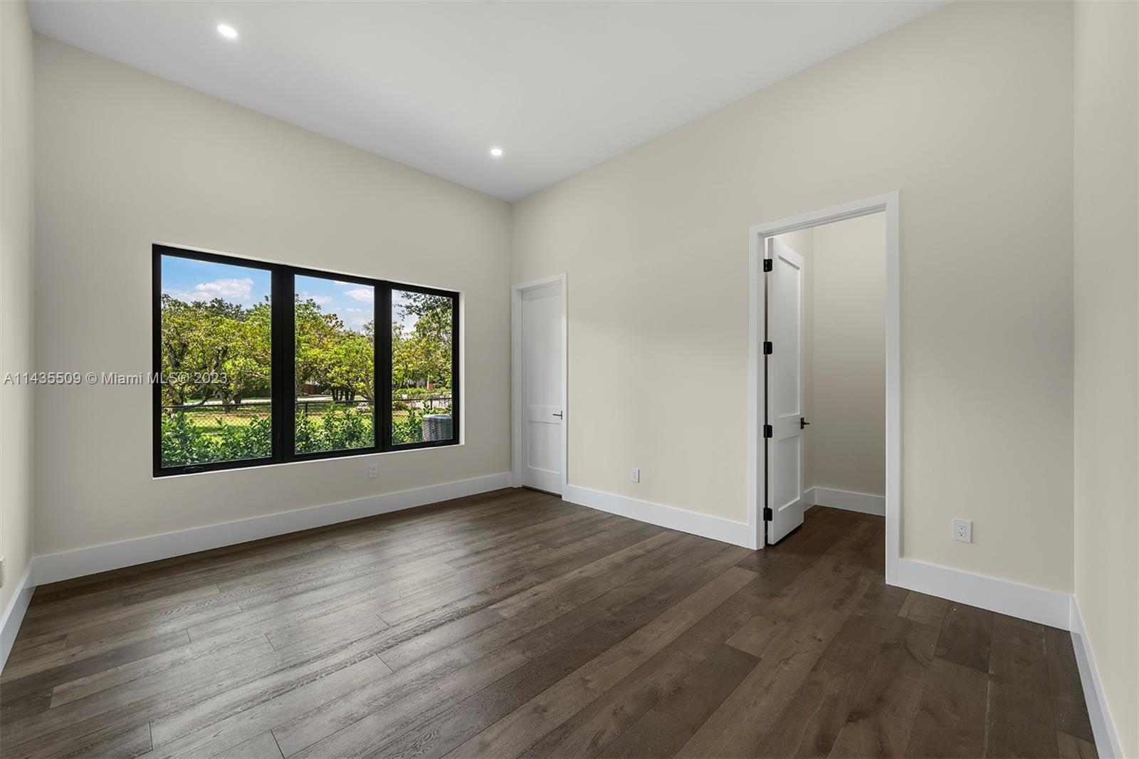 HELMS COUNTRY ESTATES RE- - Residential