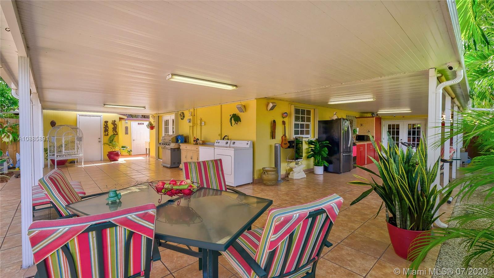 LAKES OF ACADIA UNIT 3 TH - Residential