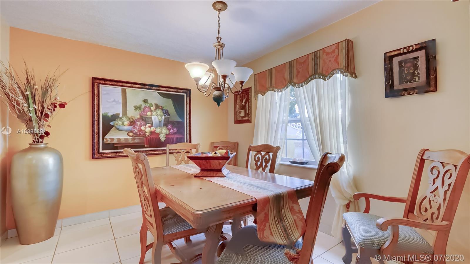 LAKES OF ACADIA UNIT 3 TH - Residential