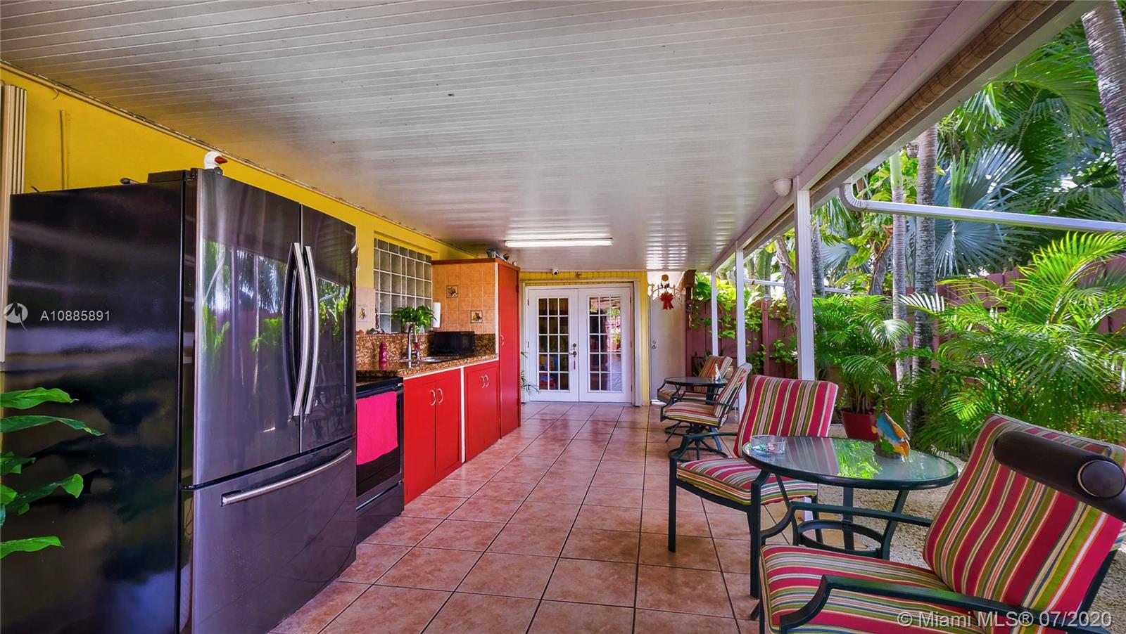 LAKES OF ACADIA UNIT 3 TH - Residential