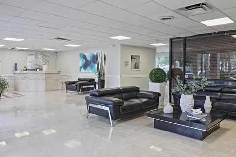 Photo of 7904 West Dr #306, North Bay Village, FL 33141 (MLS # A11950421)