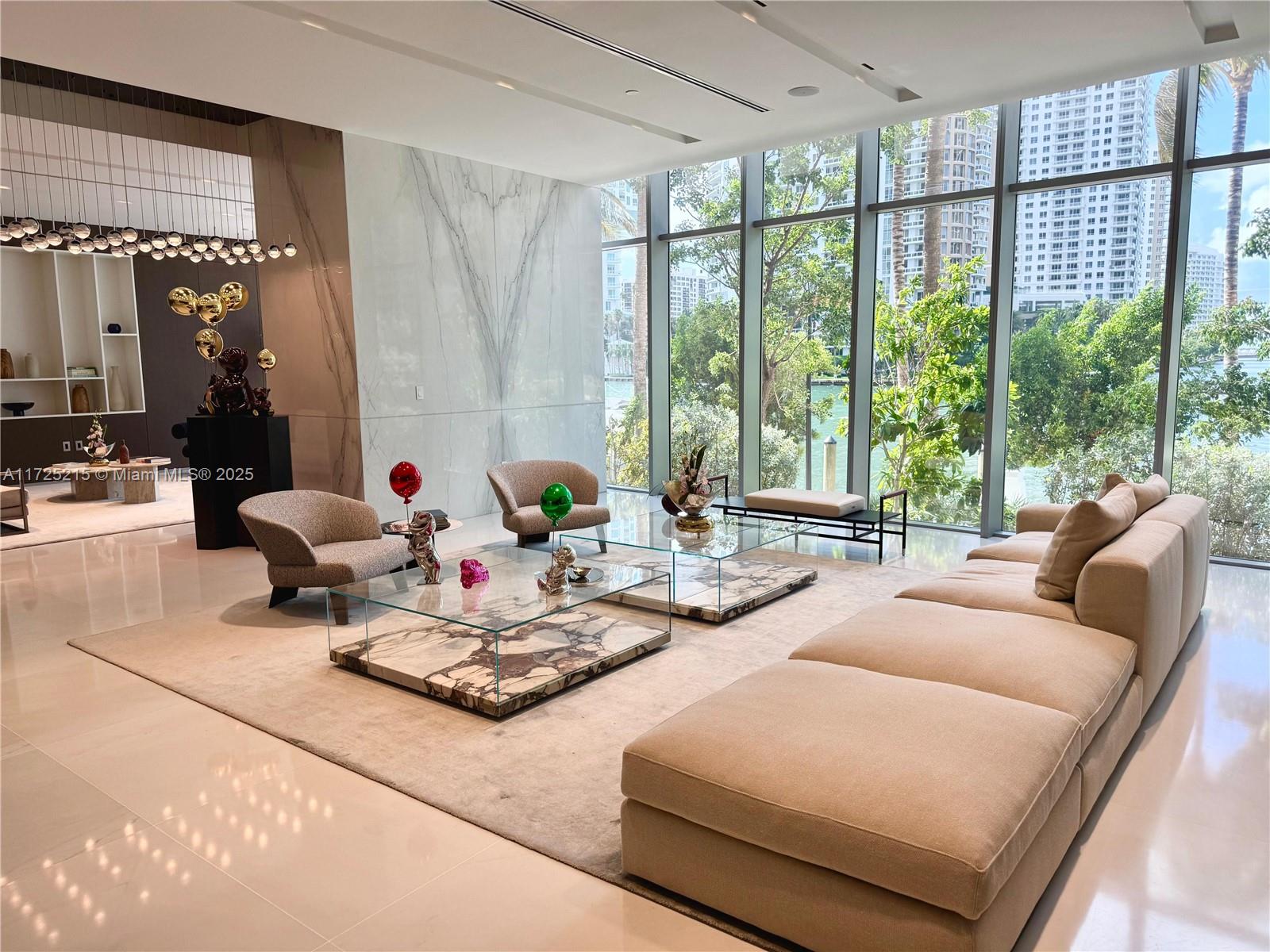 300 Biscayne Boulevard Way 3608W