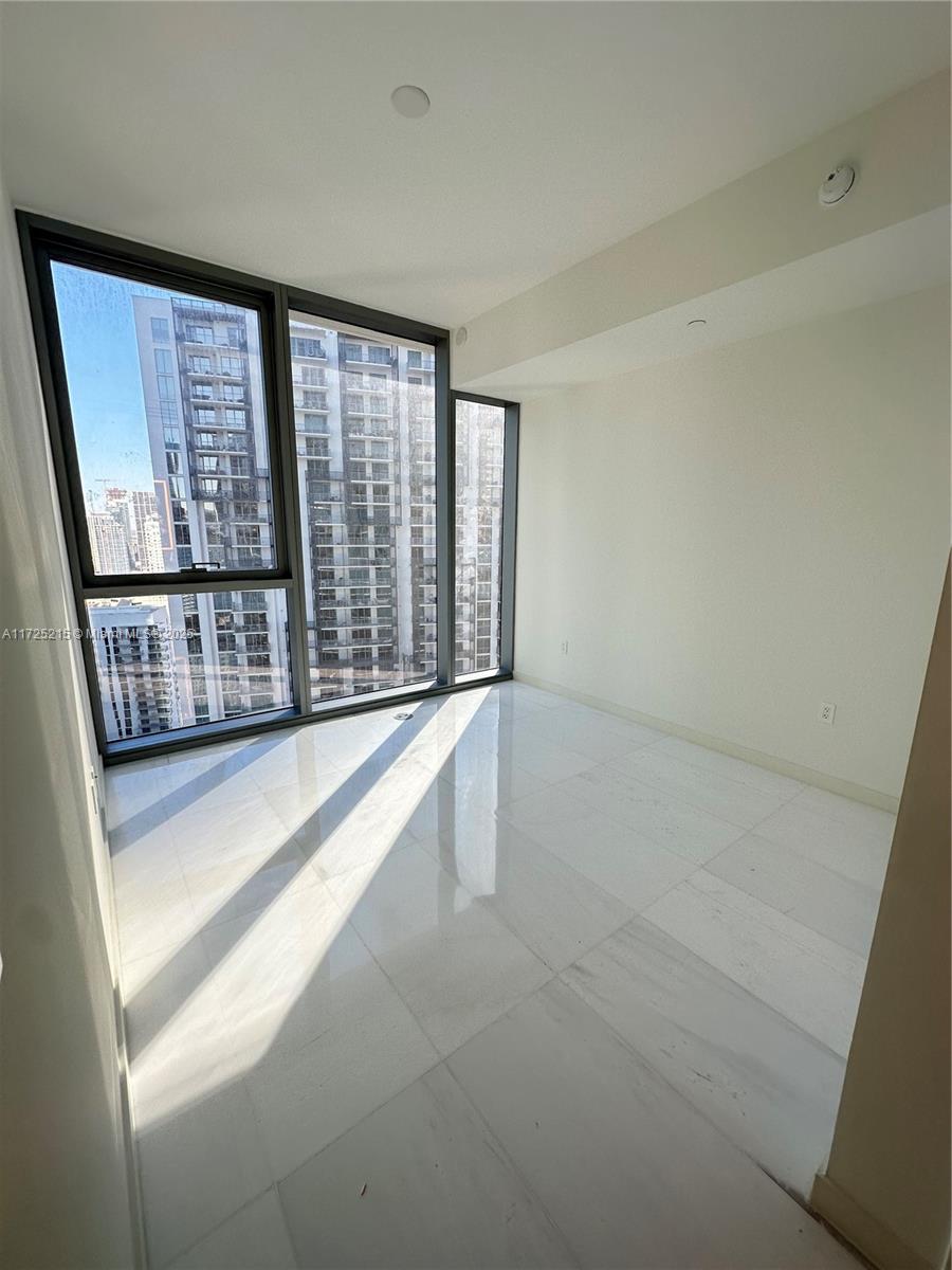 Property for Sale at 300 Biscayne Boulevard Way 3608W, Miami, Broward County, Florida - Bedrooms: 1 
Bathrooms: 2  - $1,700,000