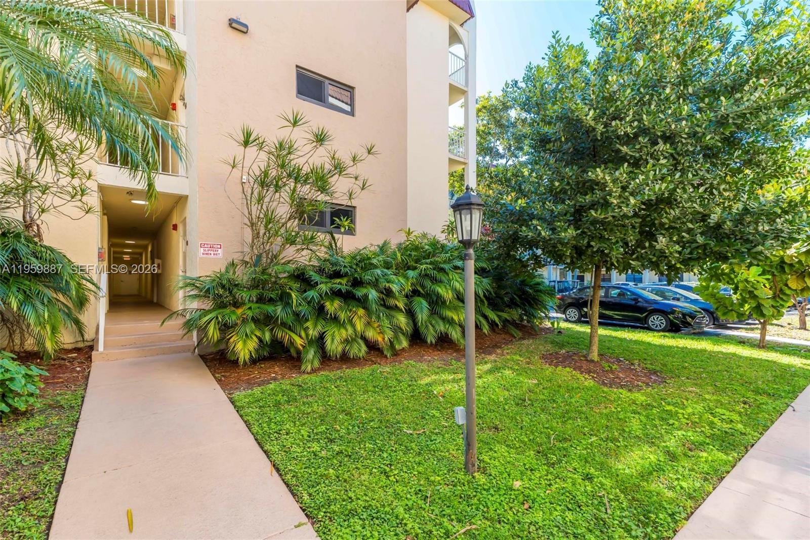 WISPERWOOD VILLAGE CONDO - Residential