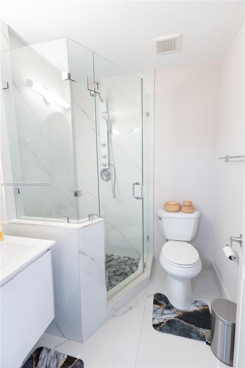 CARIBE LAKES PHASE I - Residential Lease