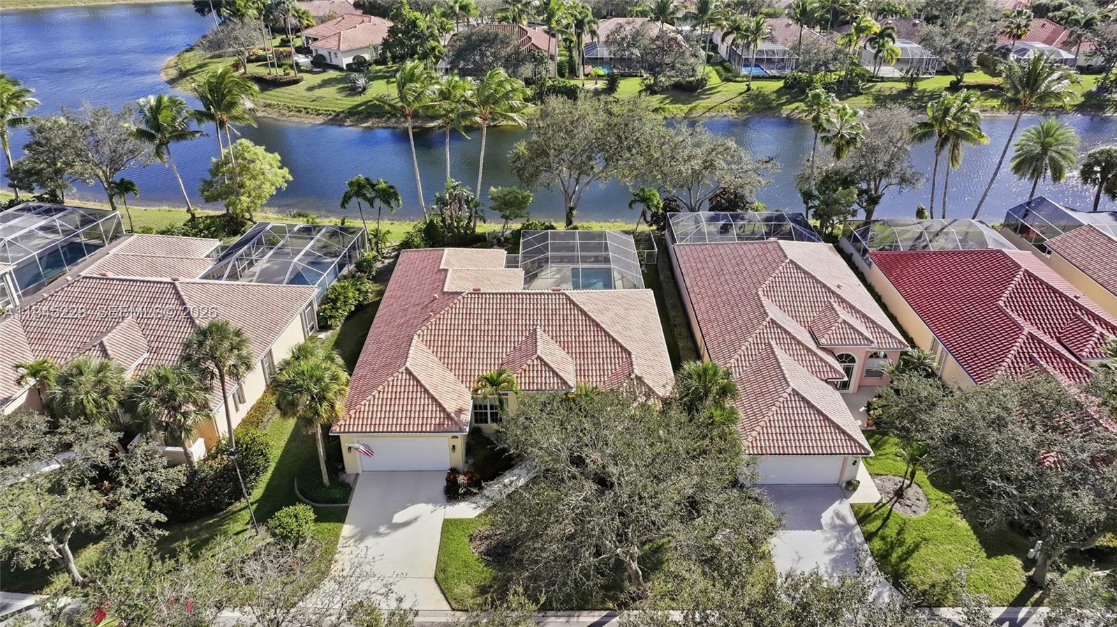 RIVERWALK 13 - Residential