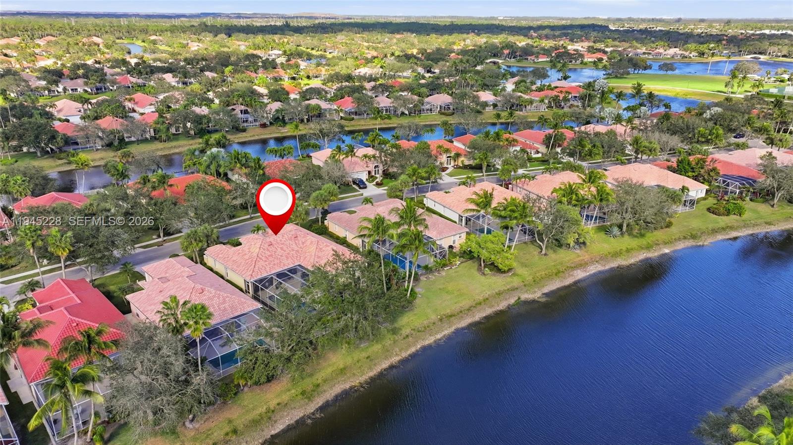 RIVERWALK 13 - Residential