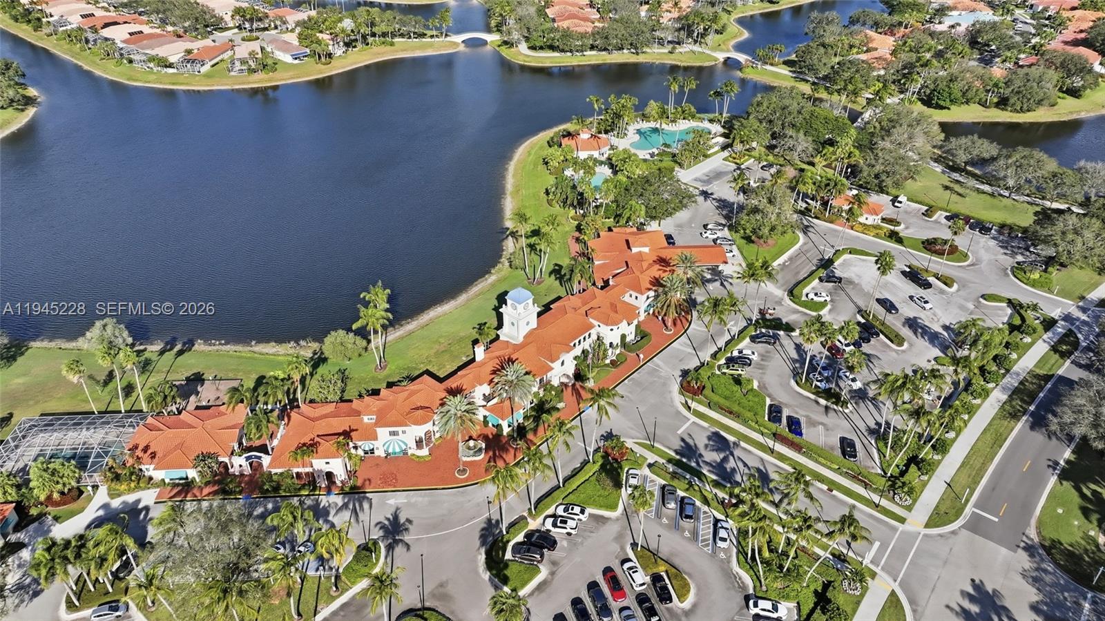 RIVERWALK 13 - Residential