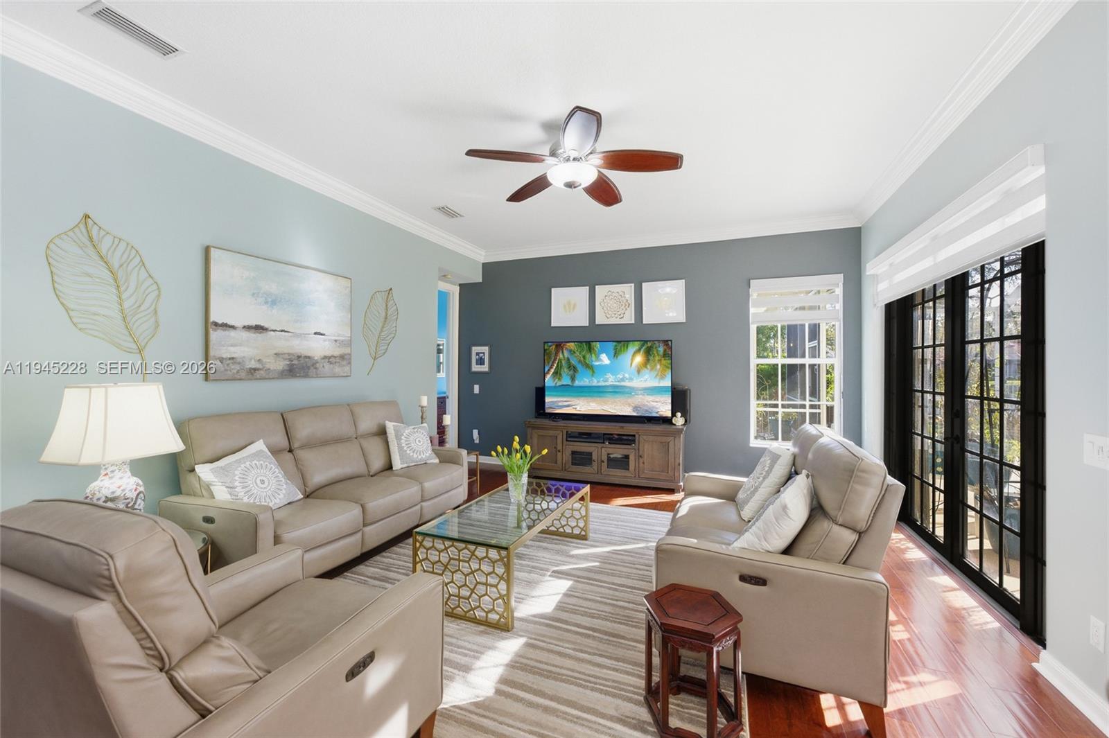 RIVERWALK 13 - Residential