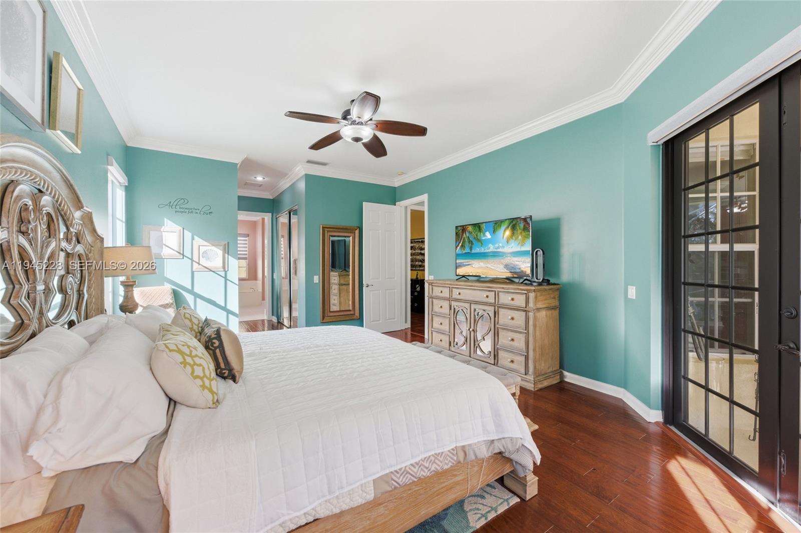 RIVERWALK 13 - Residential